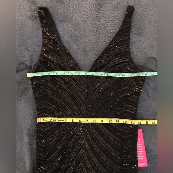 NWT! Gorgeous GB Black Sequin VNeck Floor Length Gown with Leg Opening Size Med - Picture 11 of 14